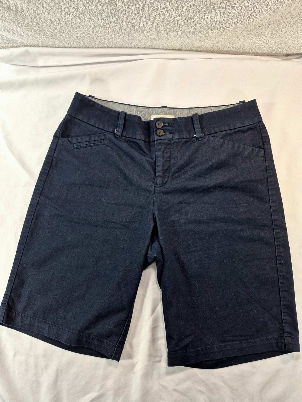 Dockers Flat Front Bermuda Chino Shorts Women's Size 10
